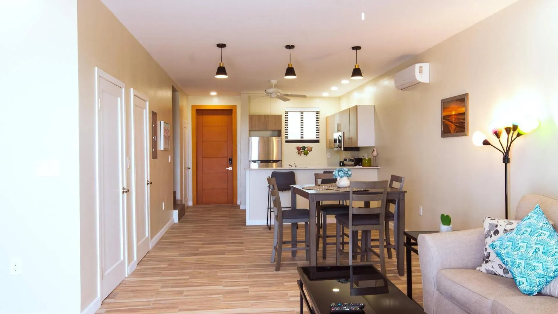 Family-Ready Fully Equipped Grand Villa With Pool Long Bay 0*,  Turks és Caicos szigetek