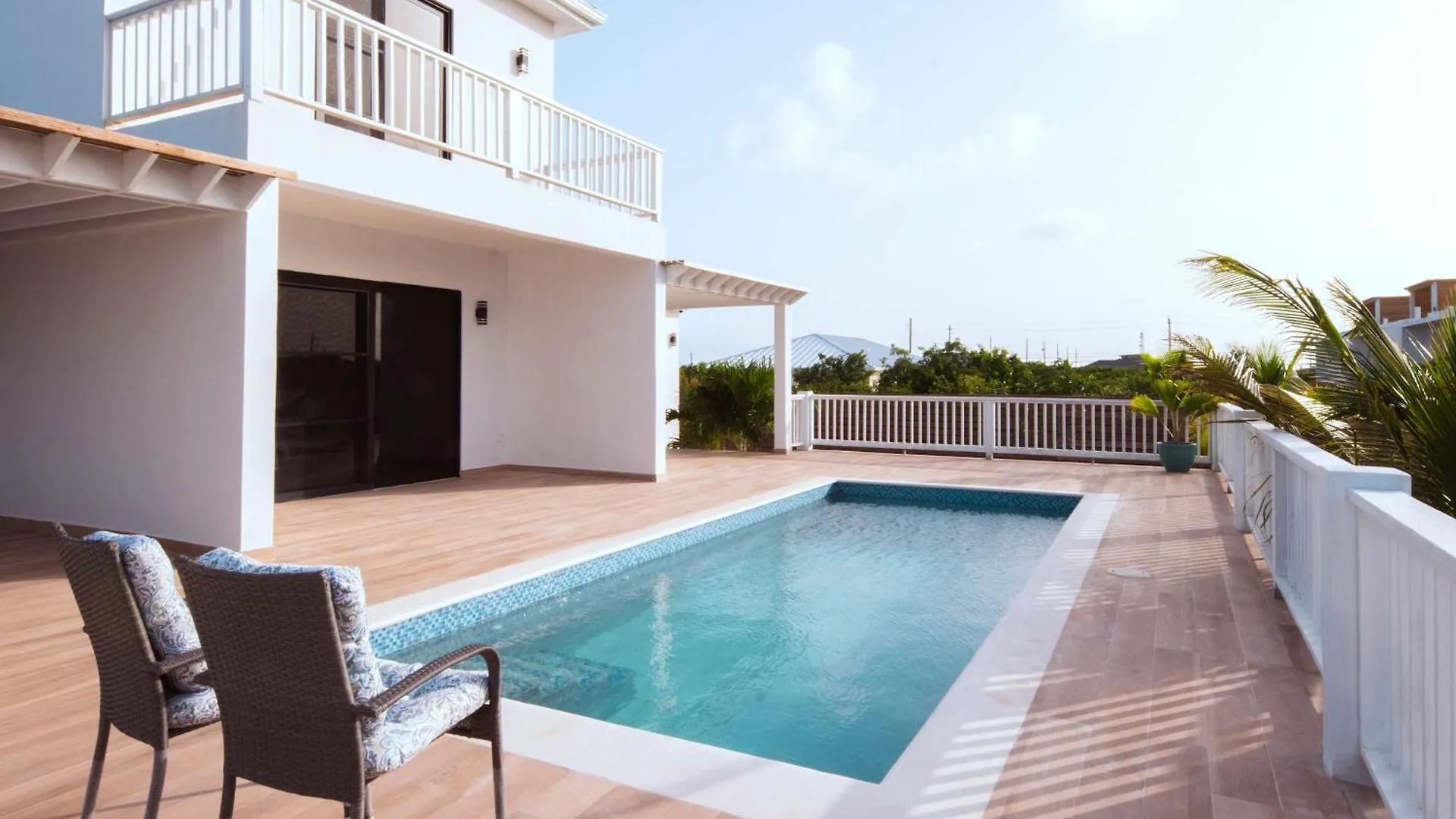 Family-Ready Fully Equipped Grand Villa With Pool Long Bay